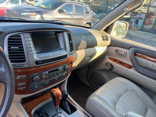 used 2005 Lexus LX 470 car, priced at $10,995