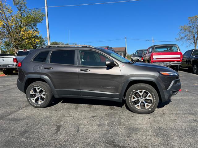 used 2014 Jeep Cherokee car, priced at $9,995