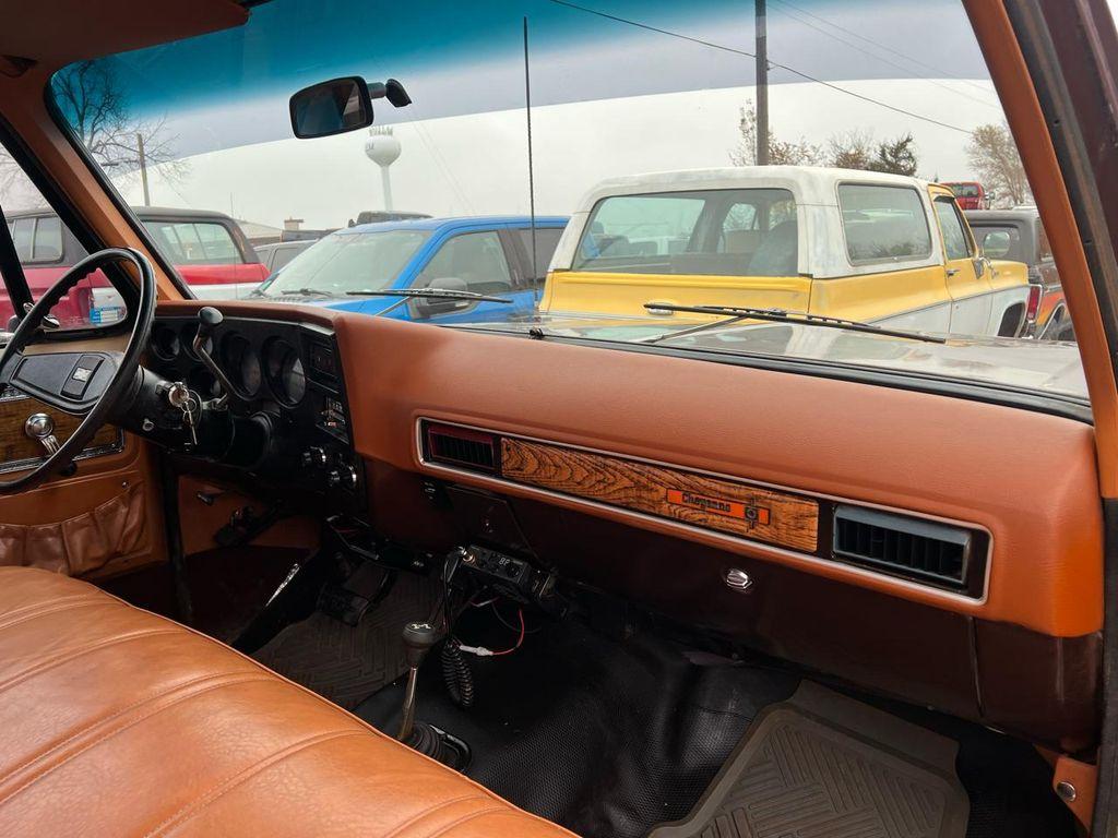 used 1977 Chevrolet Suburban car, priced at $19,995