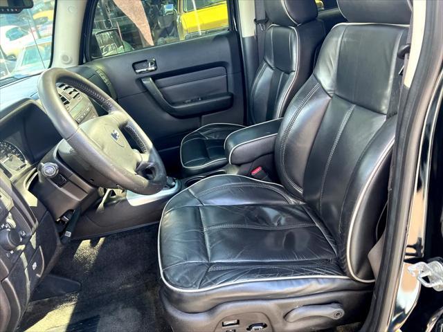 used 2006 Hummer H3 car, priced at $4,995