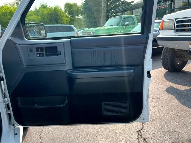 used 1993 GMC Jimmy car, priced at $29,995