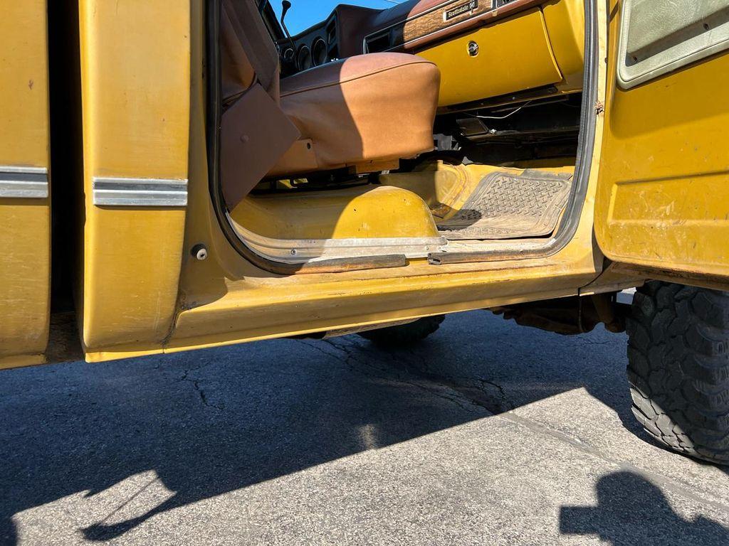 used 1976 Chevrolet Suburban car, priced at $19,995