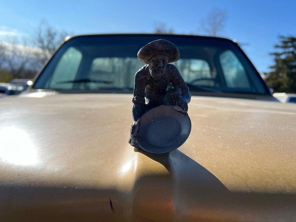 used 1976 Chevrolet Suburban car, priced at $19,995