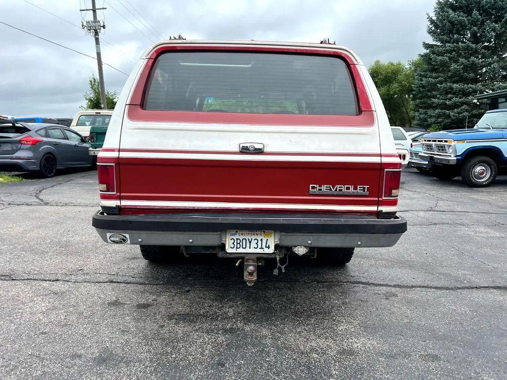 used 1990 Chevrolet Suburban car, priced at $12,995
