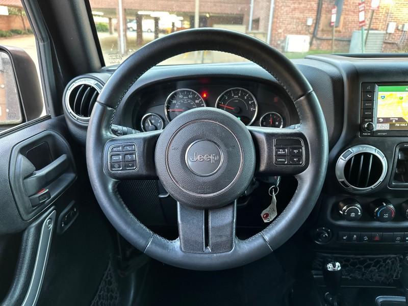 used 2015 Jeep Wrangler Unlimited car, priced at $18,395