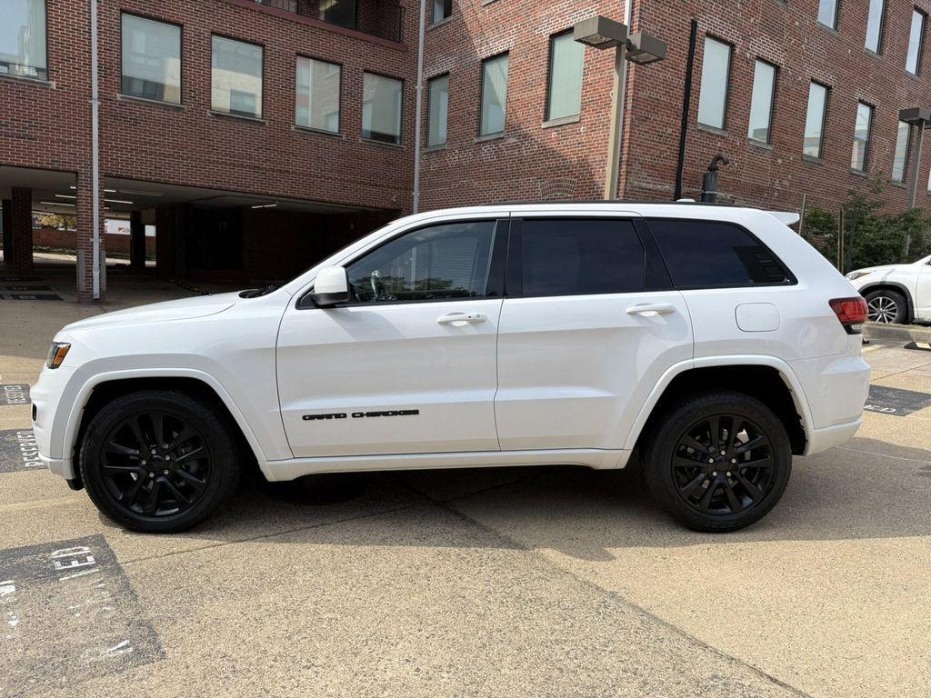 used 2018 Jeep Grand Cherokee car, priced at $16,995