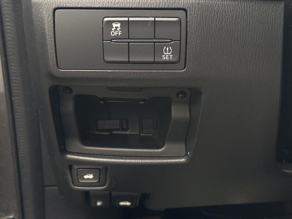 used 2017 Mazda Mazda6 car, priced at $10,895