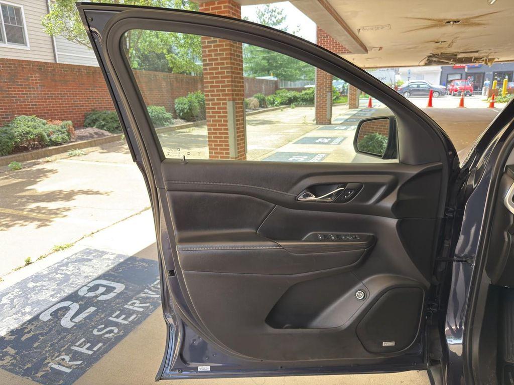 used 2019 GMC Acadia car, priced at $16,495