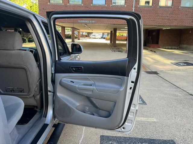 used 2007 Toyota Tacoma car, priced at $13,995