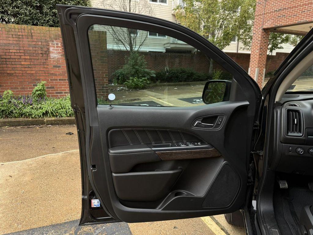 used 2021 GMC Canyon car, priced at $29,895