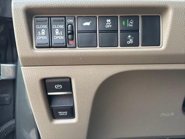 used 2018 Honda Odyssey car, priced at $24,995