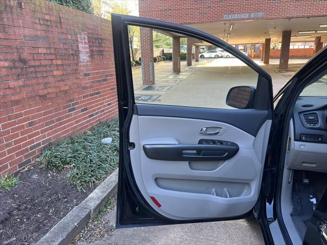 used 2020 Kia Sedona car, priced at $15,995