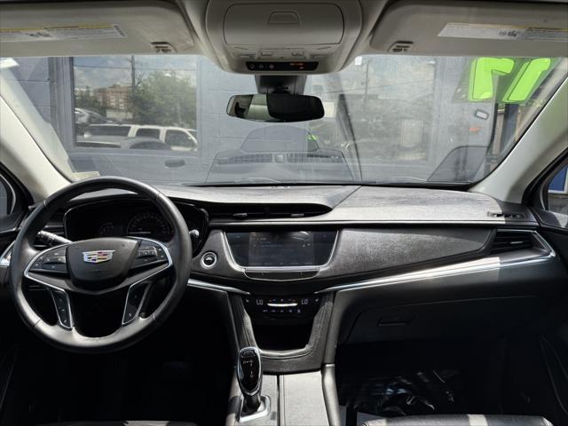 used 2017 Cadillac XT5 car, priced at $14,995