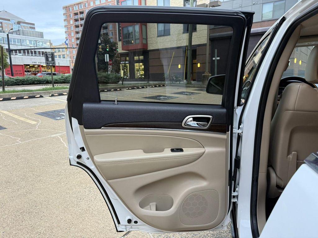 used 2014 Jeep Grand Cherokee car, priced at $11,995