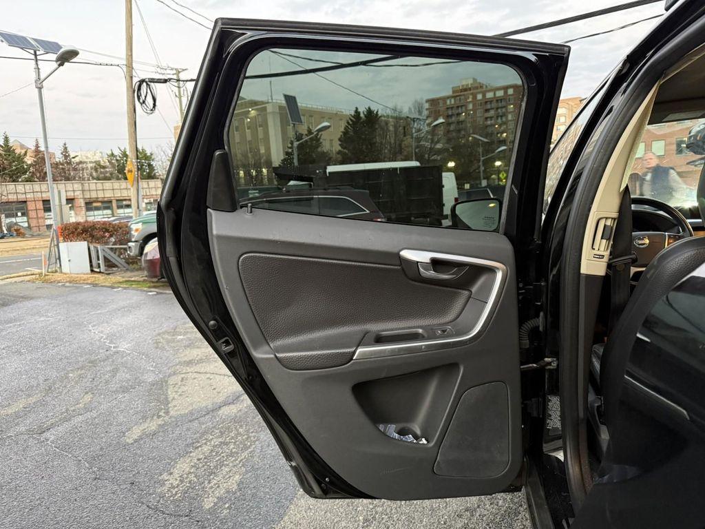 used 2011 Volvo XC60 car, priced at $5,395