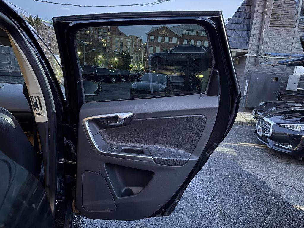 used 2011 Volvo XC60 car, priced at $5,395