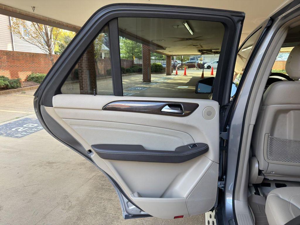 used 2015 Mercedes-Benz M-Class car, priced at $10,995