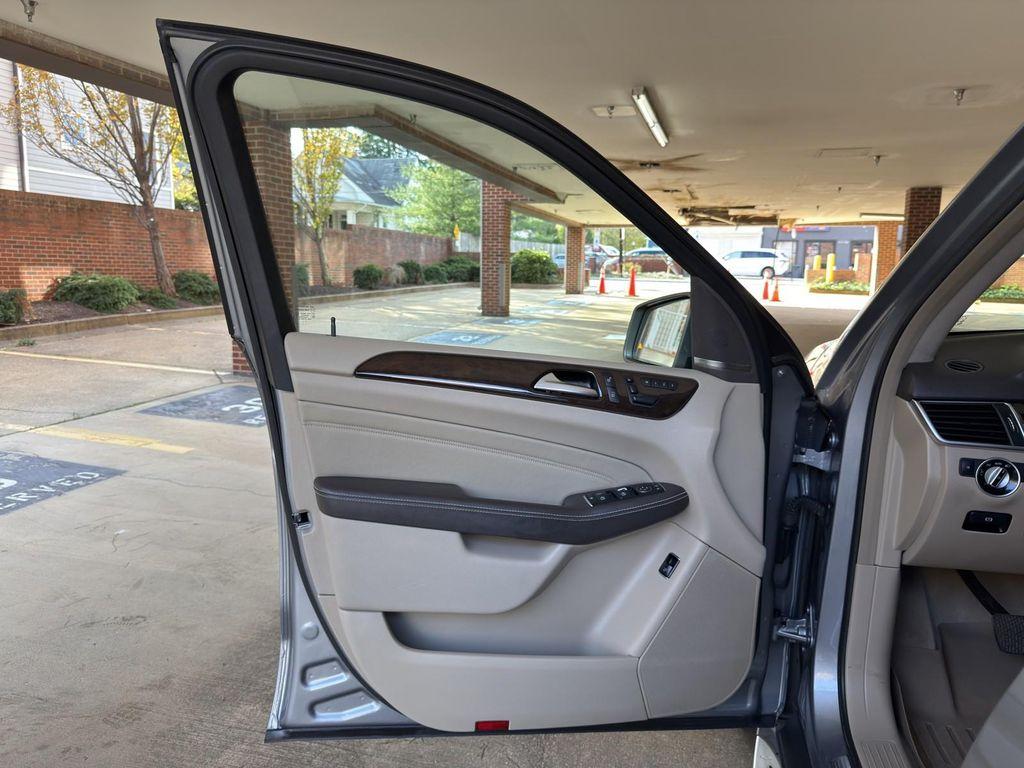 used 2015 Mercedes-Benz M-Class car, priced at $10,995