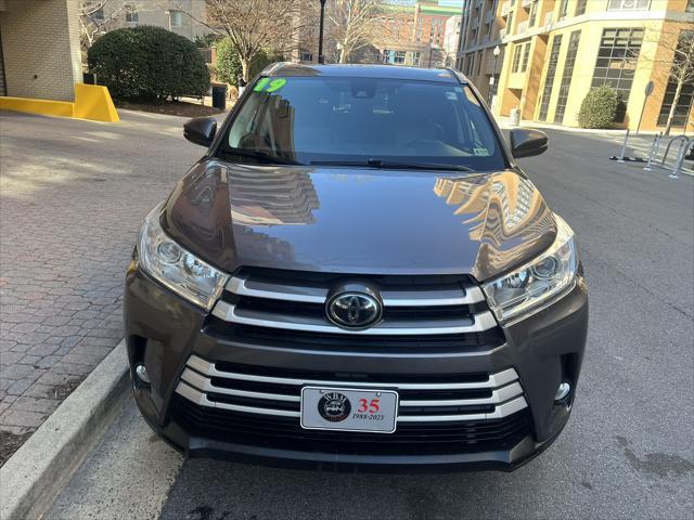 used 2019 Toyota Highlander car, priced at $24,795