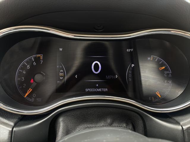 used 2015 Jeep Grand Cherokee car, priced at $13,495