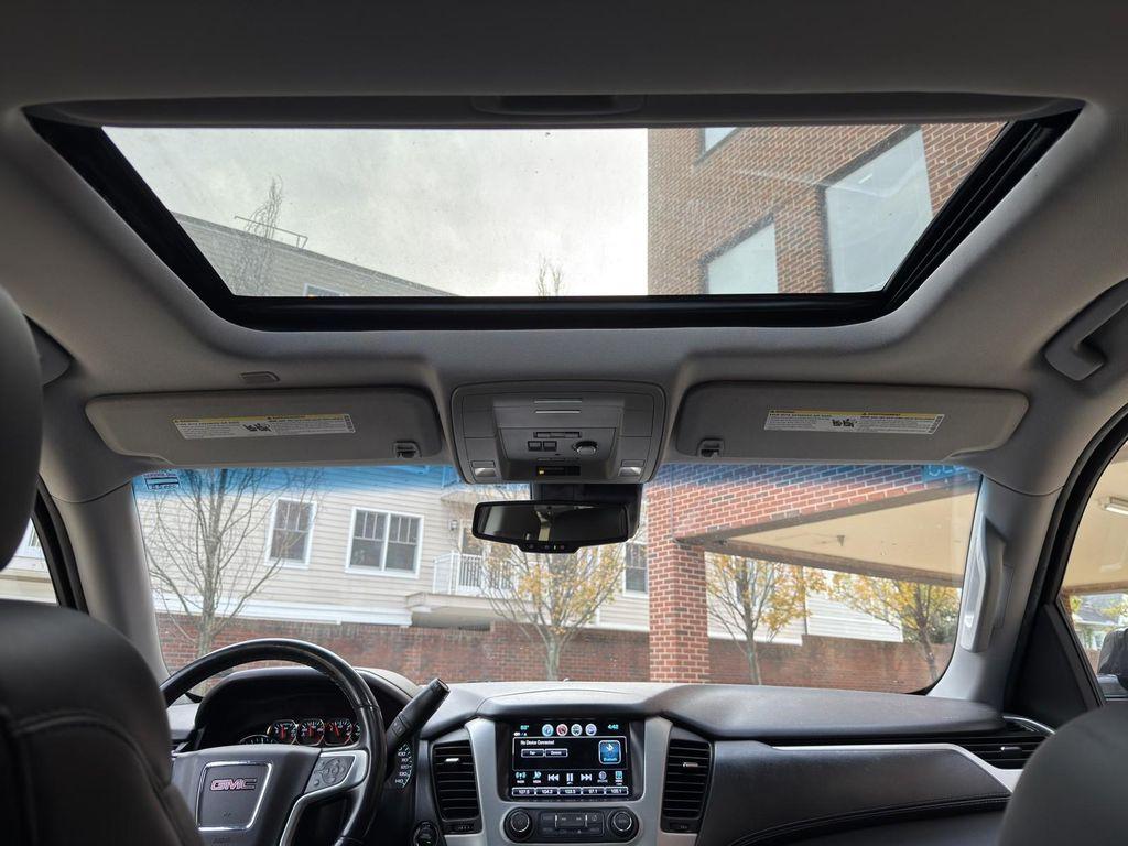 used 2020 GMC Yukon car, priced at $31,395