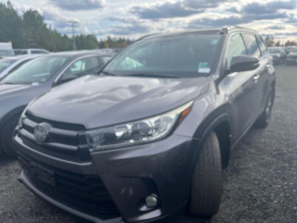 used 2018 Toyota Highlander car, priced at $16,995