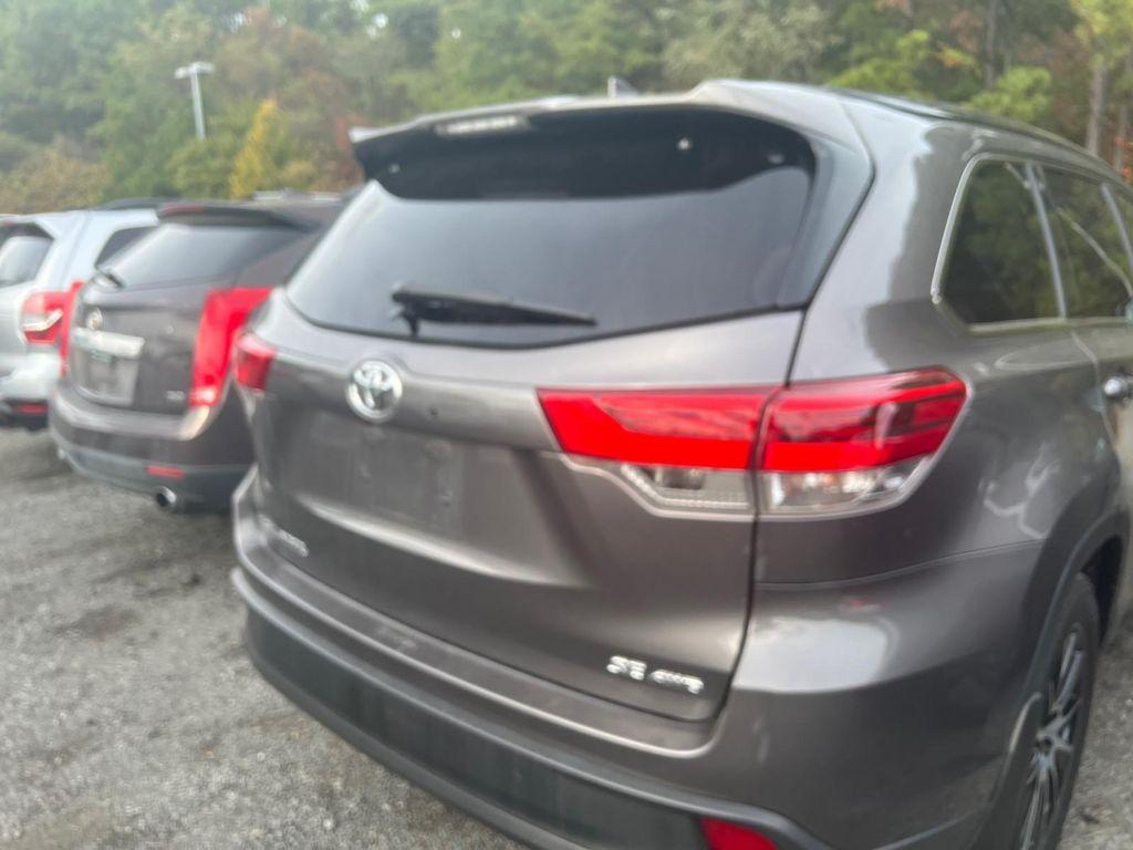 used 2018 Toyota Highlander car, priced at $16,995