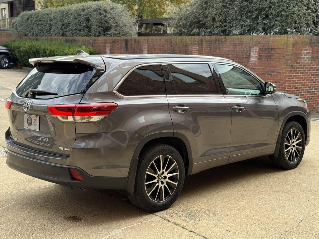used 2018 Toyota Highlander car, priced at $16,995