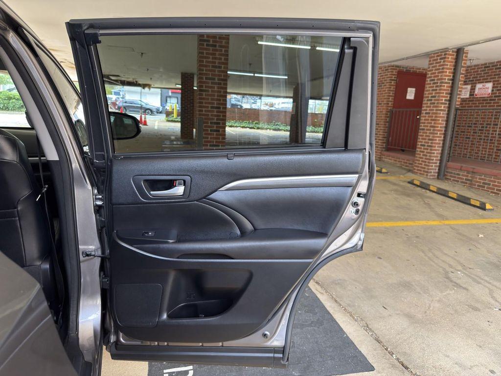 used 2018 Toyota Highlander car, priced at $16,995