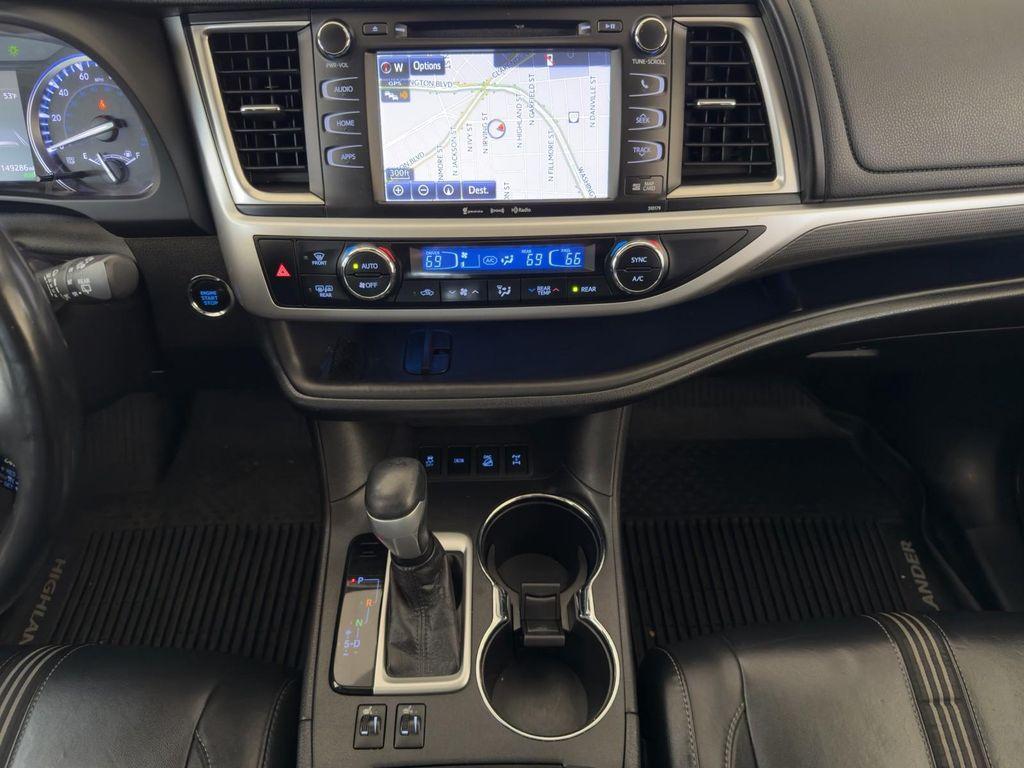 used 2018 Toyota Highlander car, priced at $16,995