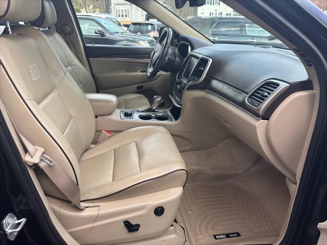 used 2017 Jeep Grand Cherokee car, priced at $20,995