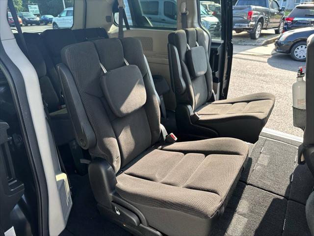 used 2018 Dodge Grand Caravan car, priced at $17,995