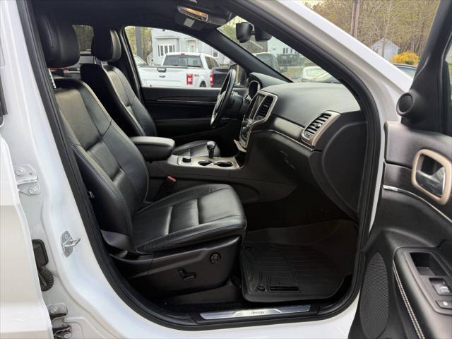 used 2015 Jeep Grand Cherokee car, priced at $19,995