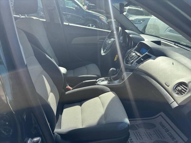 used 2014 Chevrolet Cruze car, priced at $5,995