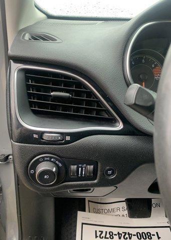 used 2023 Jeep Cherokee car, priced at $23,430