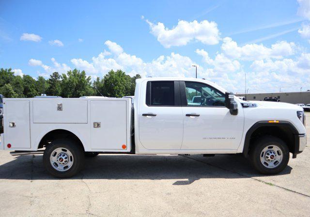 new 2024 GMC Sierra 2500 car, priced at $49,341