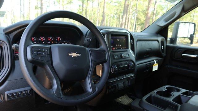 new 2024 Chevrolet Silverado 2500 car, priced at $50,528