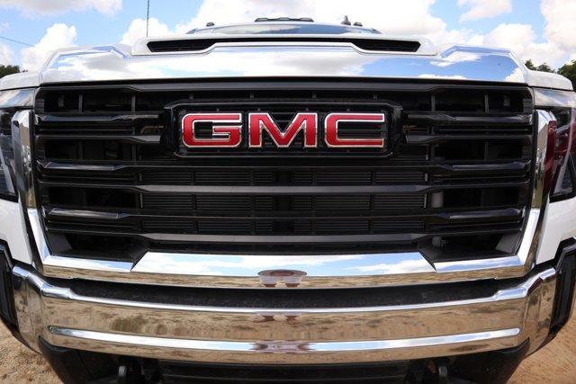 new 2024 GMC Sierra 2500 car, priced at $54,941