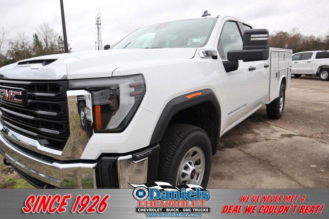 new 2024 GMC Sierra 3500 car, priced at $50,835