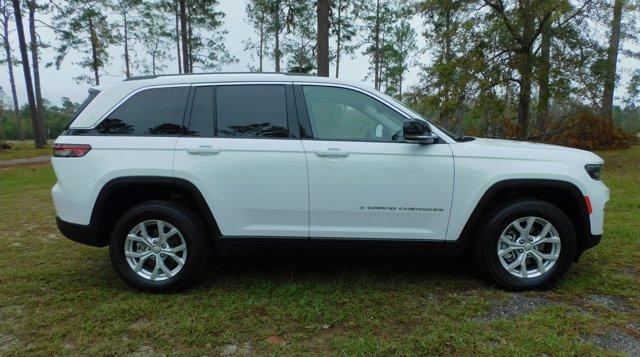 used 2023 Jeep Grand Cherokee car, priced at $30,990