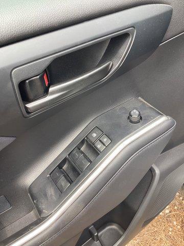 used 2023 Toyota Highlander car, priced at $39,990