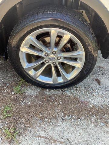 used 2019 Ford Explorer car