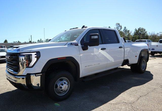 new 2024 GMC Sierra 3500 car, priced at $71,097