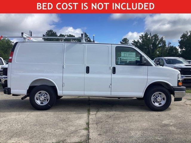 new 2025 Chevrolet Express 2500 car, priced at $45,649
