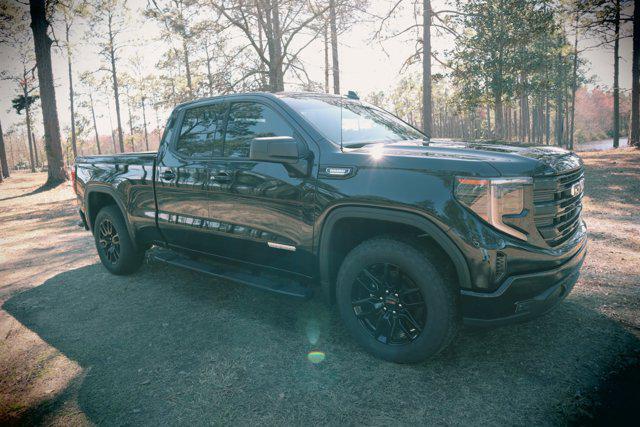 new 2023 GMC Sierra 1500 car, priced at $57,099