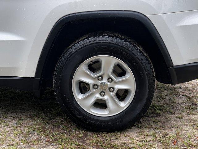 used 2017 Jeep Grand Cherokee car, priced at $15,990