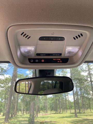 used 2021 Chevrolet Traverse car, priced at $21,990
