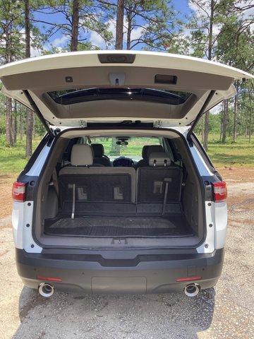 used 2021 Chevrolet Traverse car, priced at $21,990