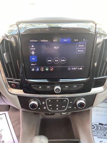 used 2021 Chevrolet Traverse car, priced at $21,990