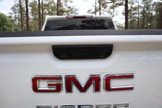 new 2024 GMC Sierra 1500 car, priced at $48,579